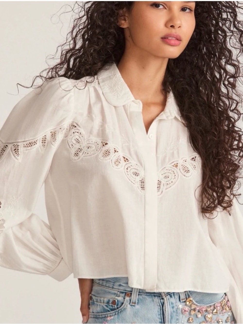 LoveShack Fancy Sansom
Blouse in White like new